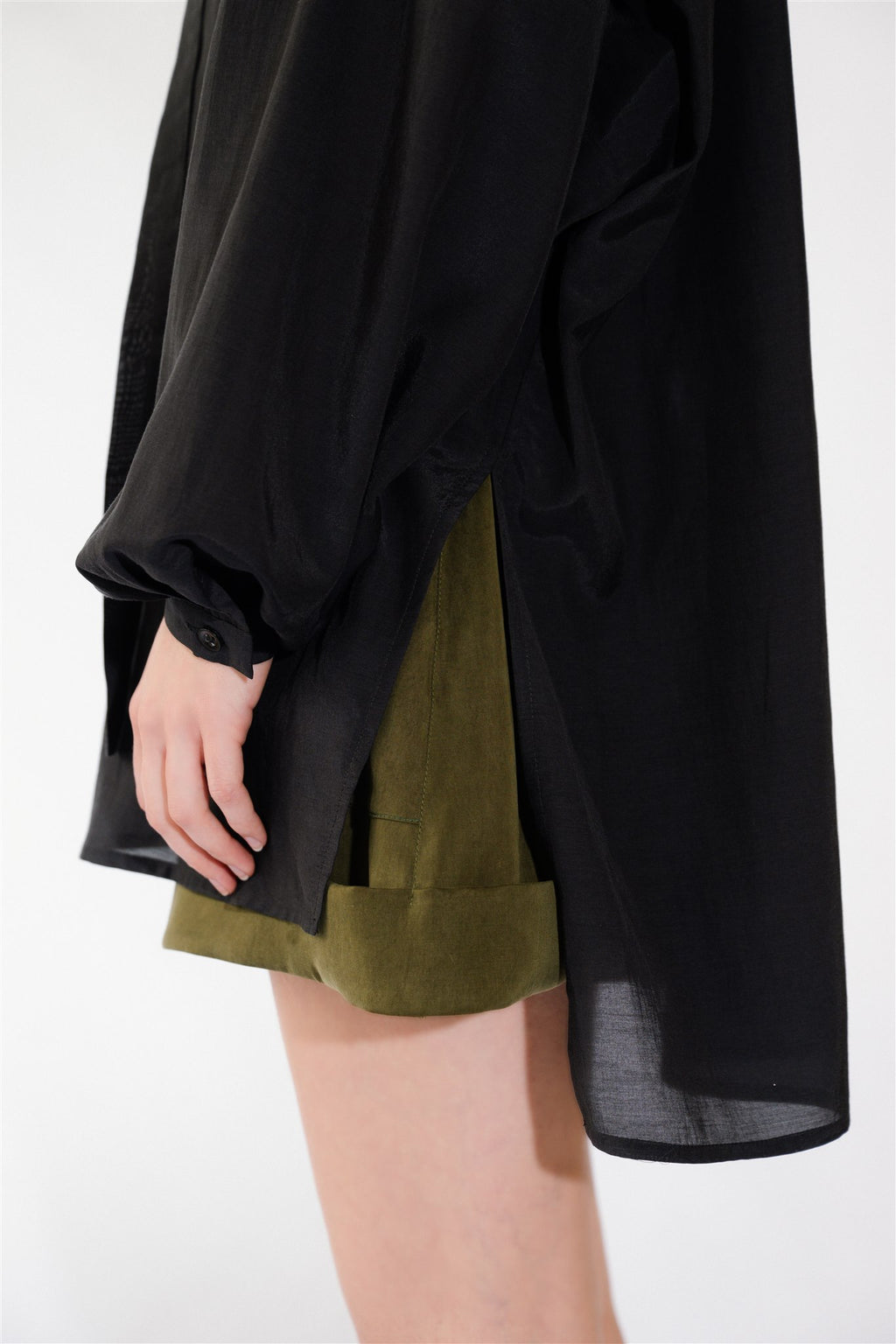 Čierna Oversized Blúzka