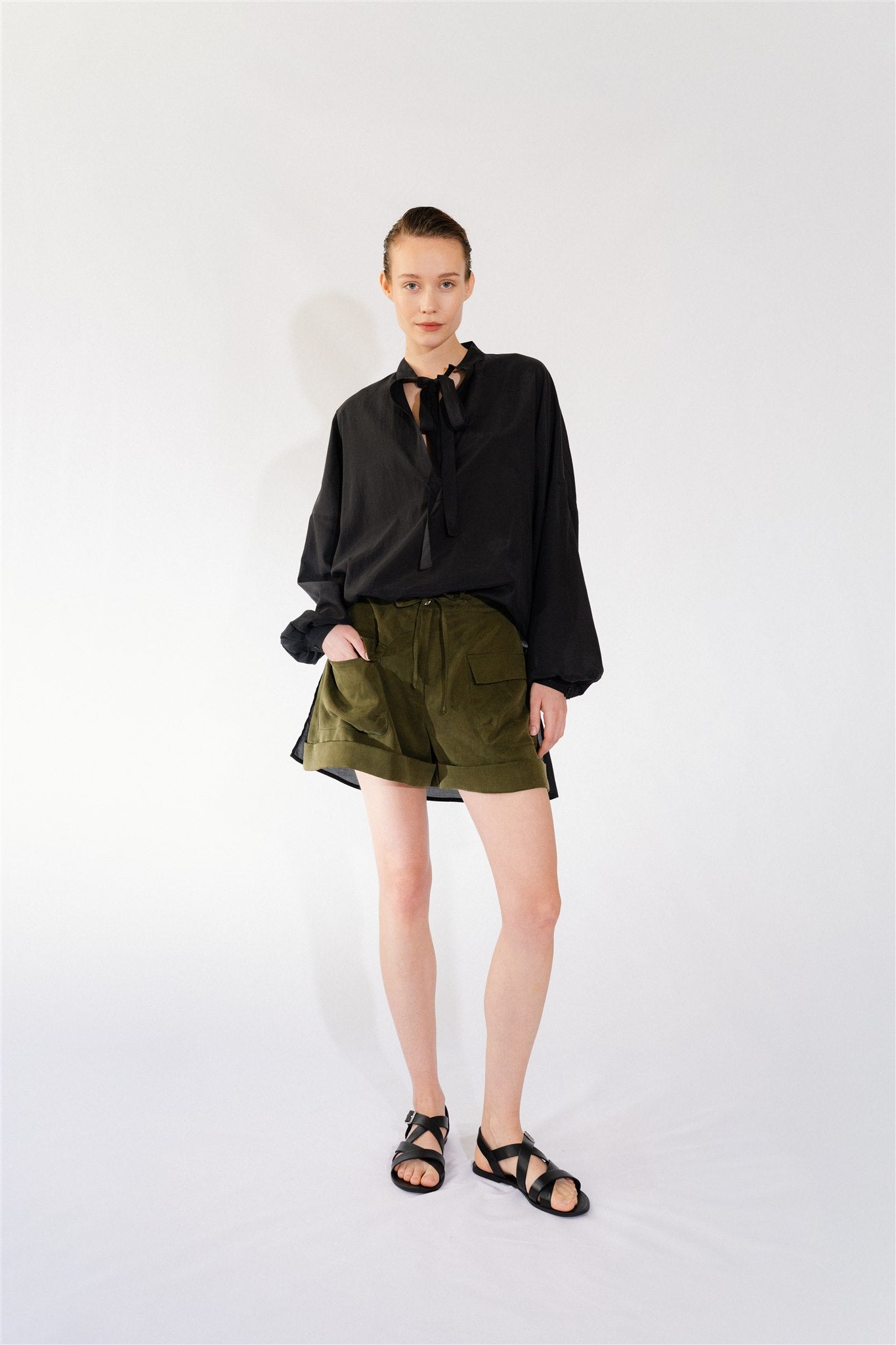 Čierna Oversized Blúzka