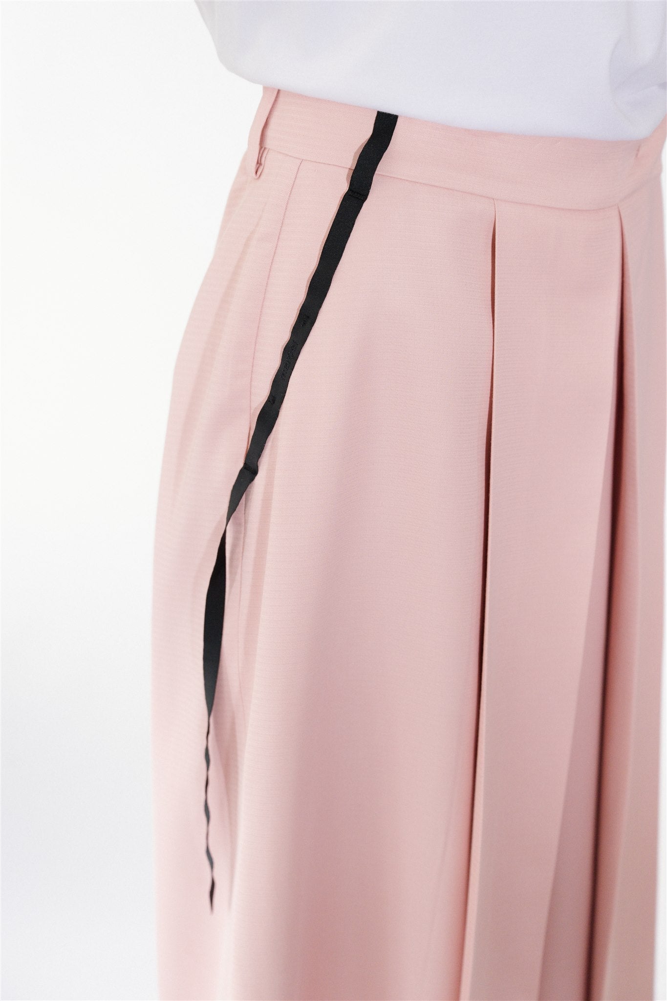 women's pink wide cropped trousers