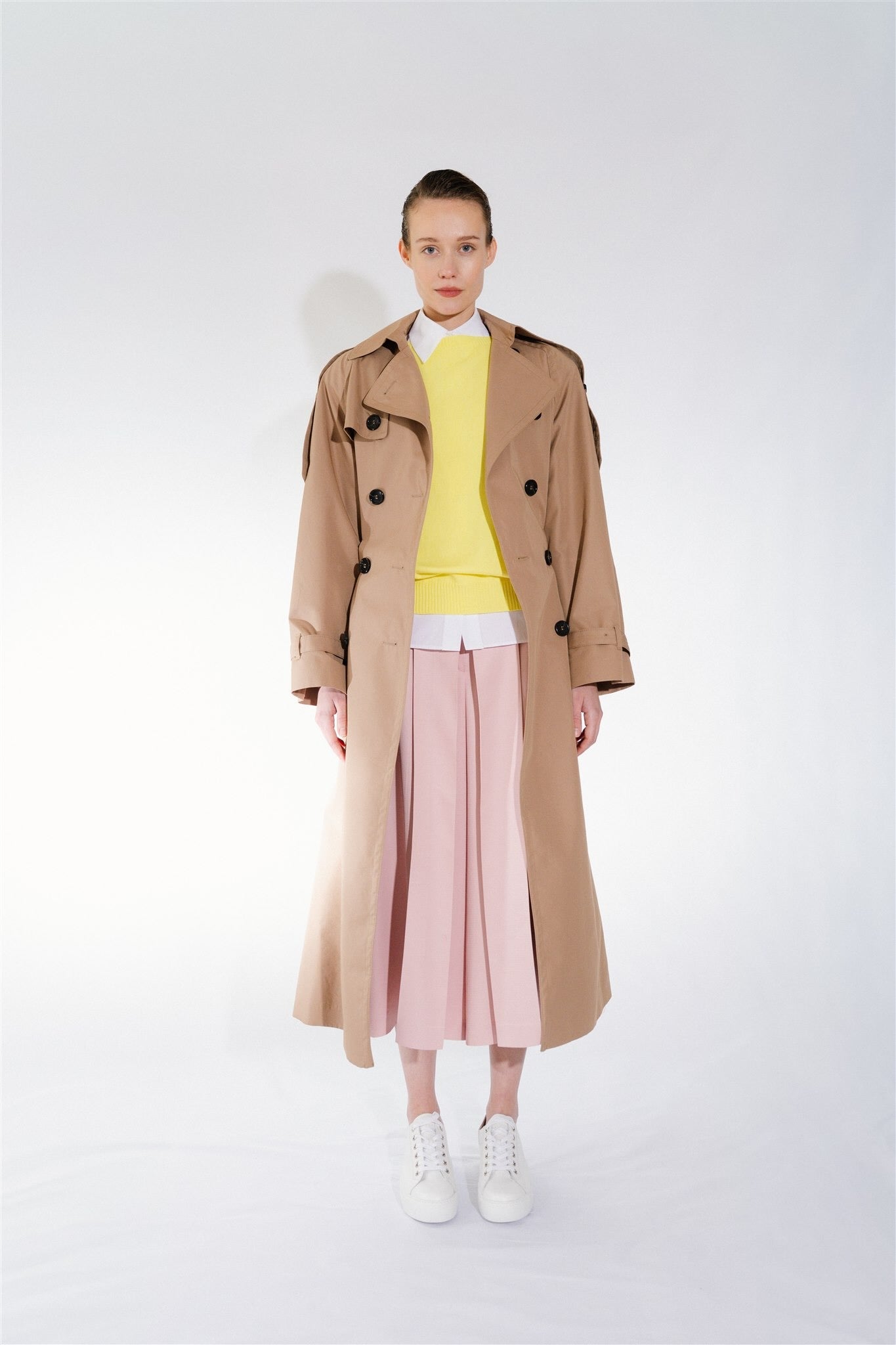camel oversize dámsky trenchcoat