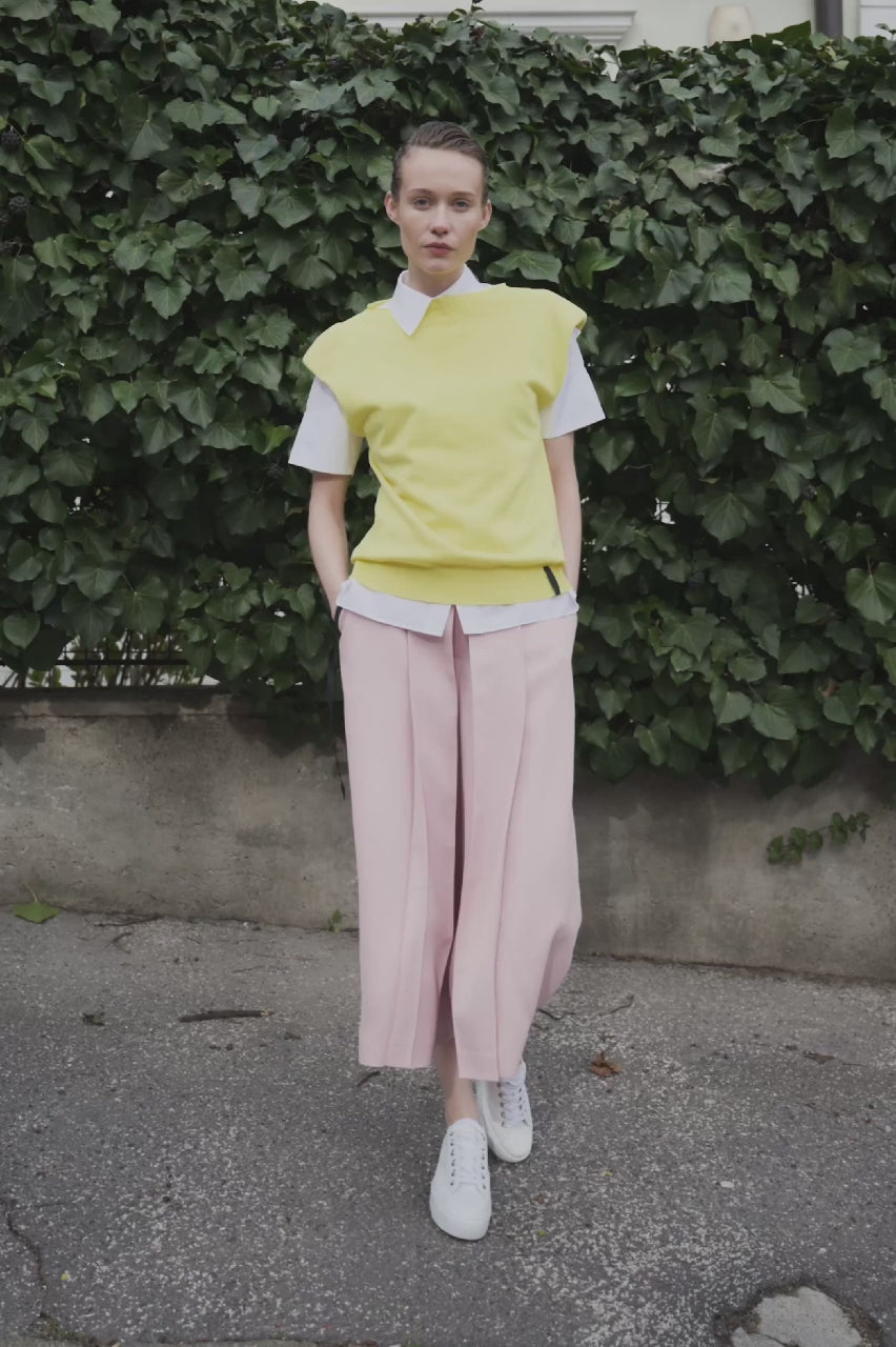 women's pink wide cropped trousers